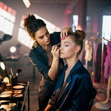 University School of Beauty and Wellness